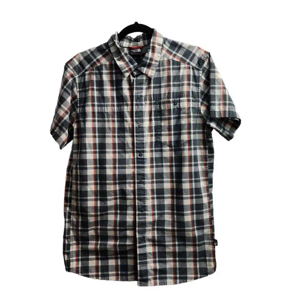The North Face Shirt Mens Size Medium Plaid Buttonup Pocket Casual Outdoor Retro